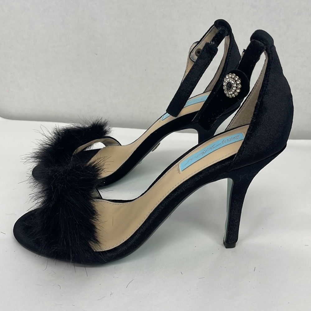 Nolte Black Velvet Faux Fur Crystal High Heels 7.5 4”